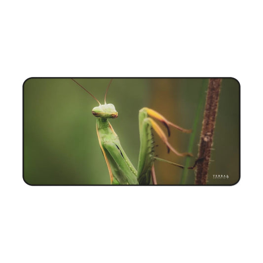 Majestic Mantis Full-Size Gaming Mousepad